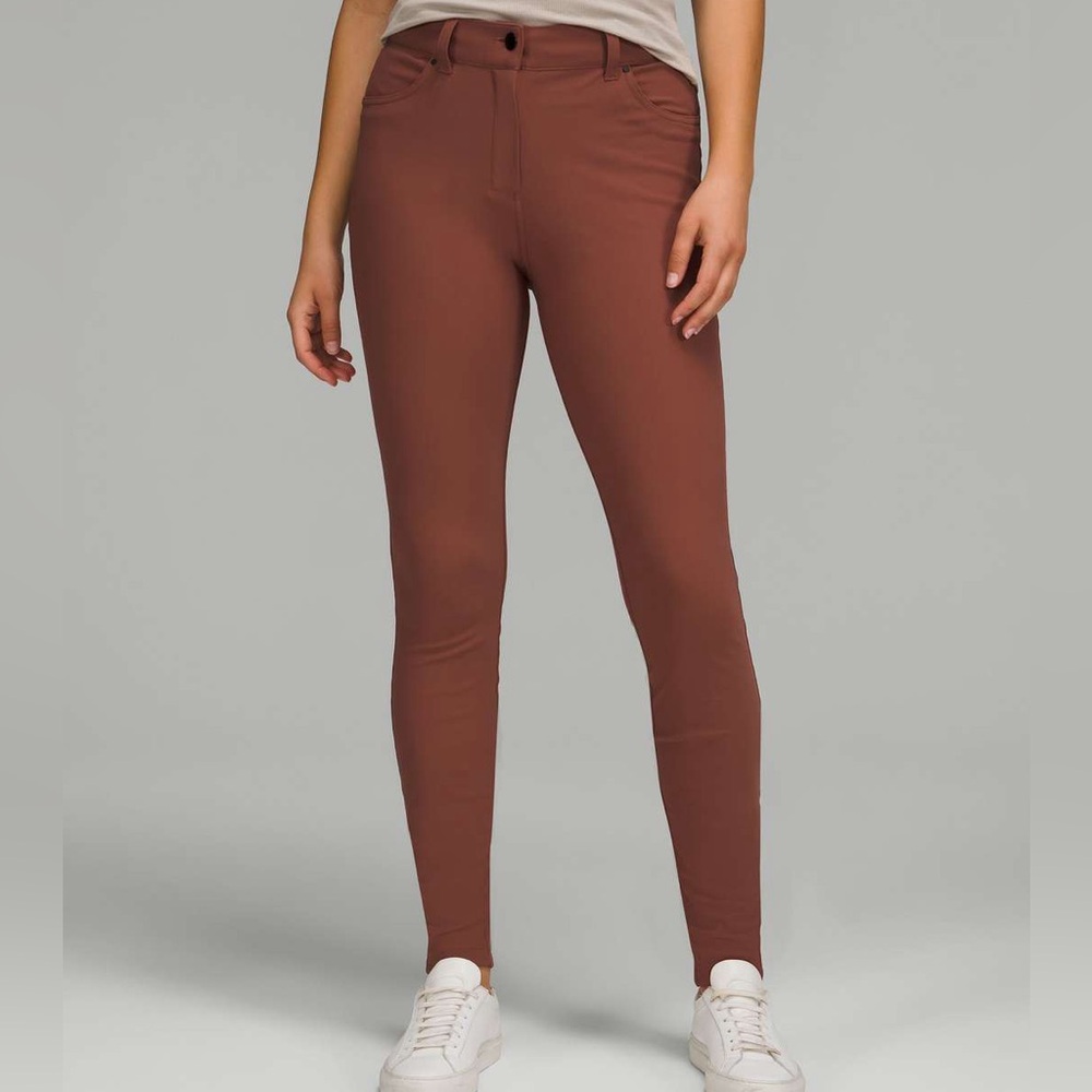 Lululemon City Sleek Slim-Fit 5 Pocket High-Rise Pant
Ancient Copper 30x30
